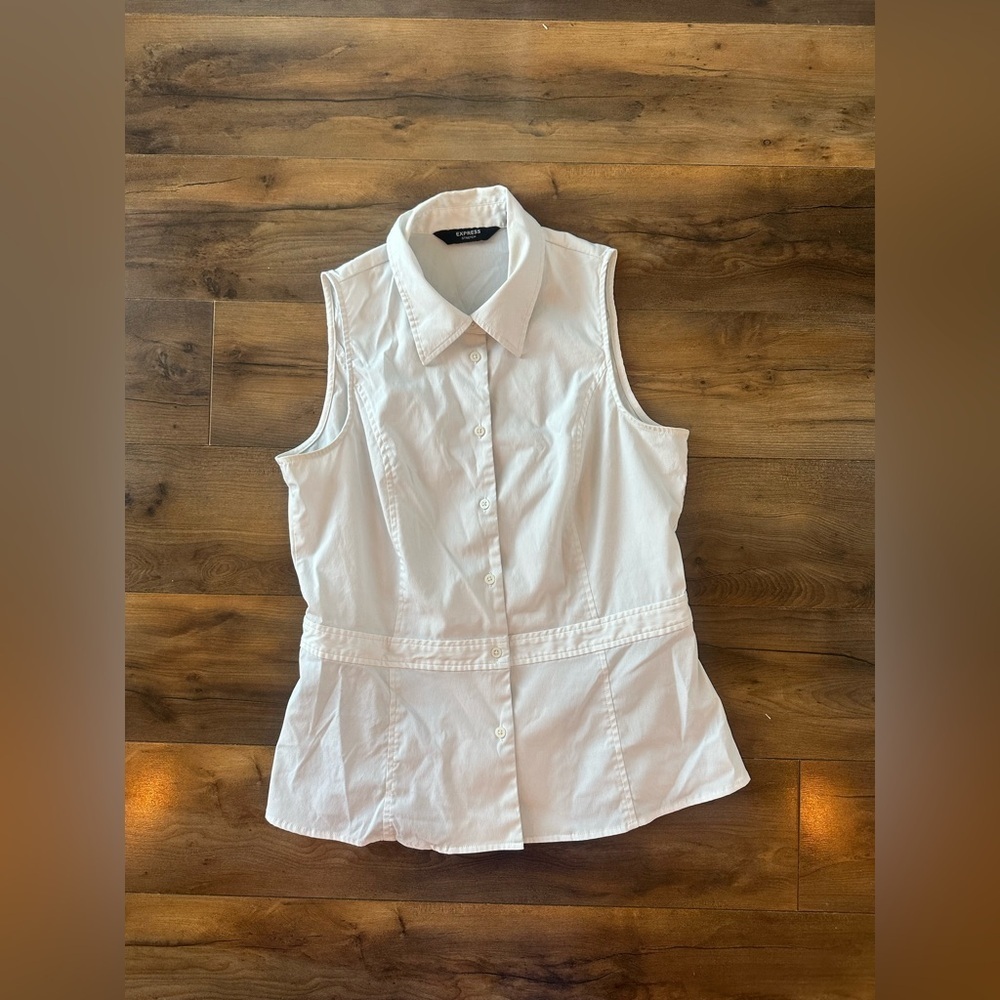 Express Stretch White Sleeveless Button Down Blouse Career Work Top 13/14 - Picture 2 of 6